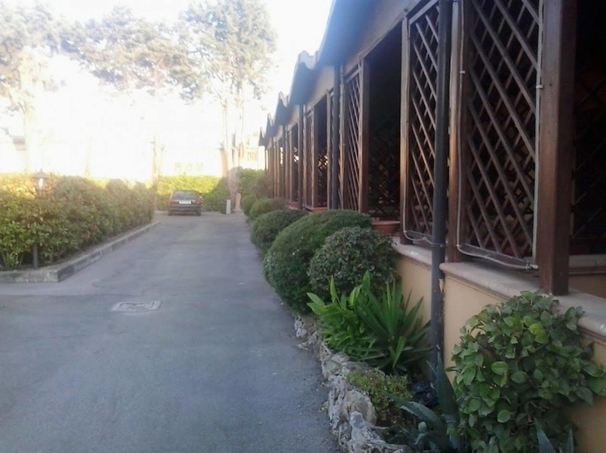 Hotel Federico II Nápoles Exterior foto